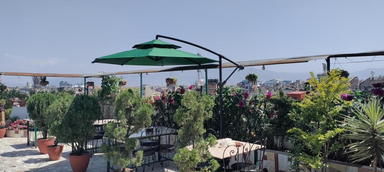 Nepalaya Hotel Kathmandu Exteriör bild