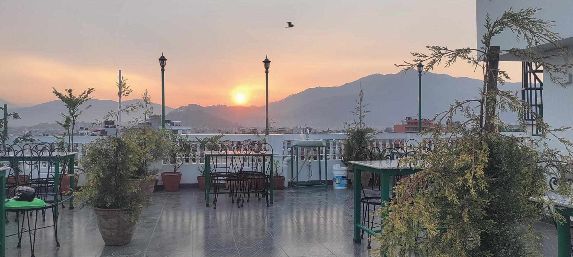 Nepalaya Hotel Kathmandu Exteriör bild